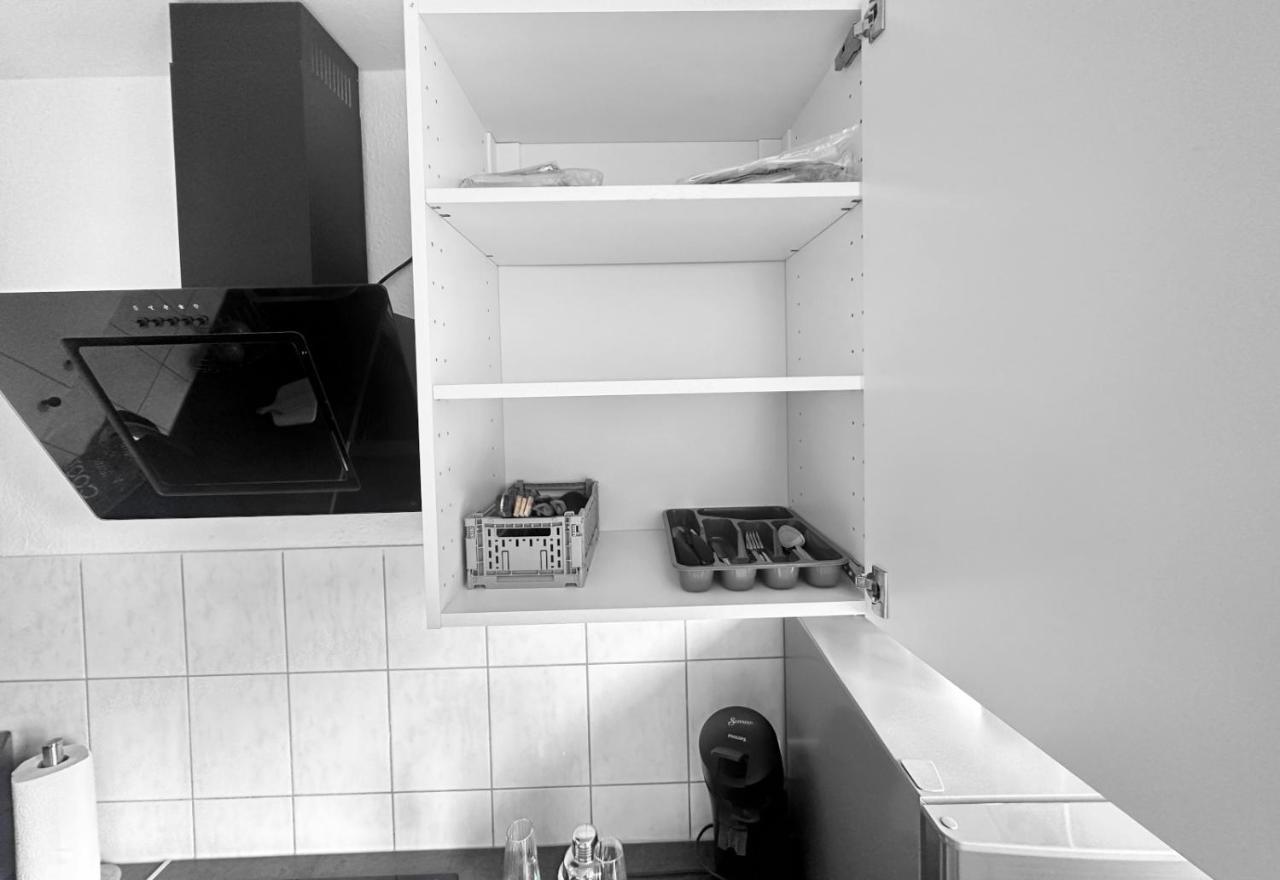 Vaz Apartments Essen, Kueche, Wlan, Tv, Netflix, Ca 15 Min Messe U Hbf Luaran gambar