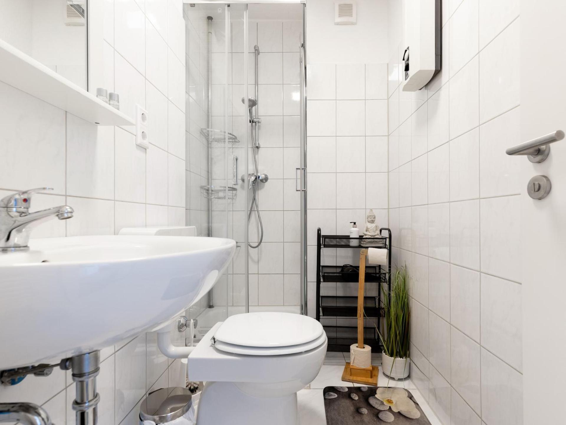 Vaz Apartments Essen, Kueche, Wlan, Tv, Netflix, Ca 15 Min Messe U Hbf Luaran gambar