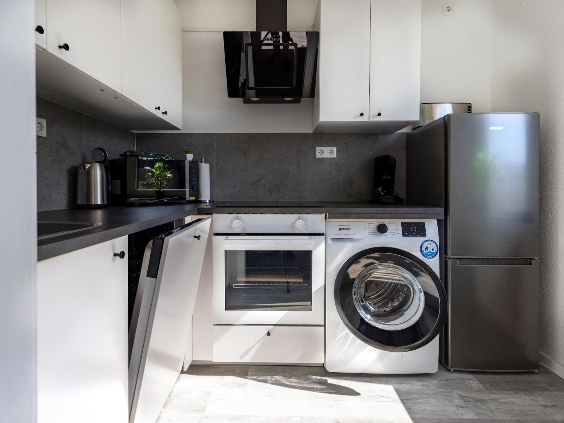 Vaz Apartments Essen, Kueche, Wlan, Tv, Netflix, Ca 15 Min Messe U Hbf Luaran gambar